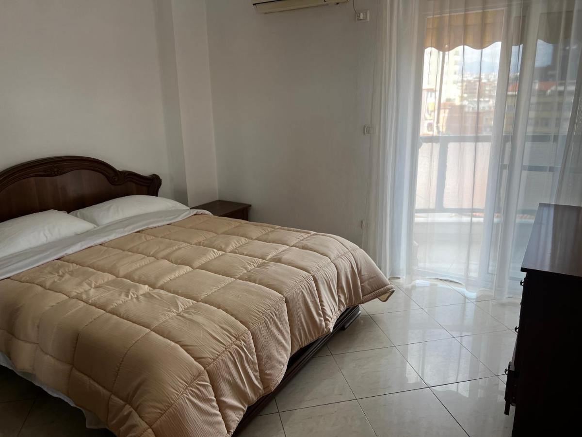 City Central Apartment 2 Tirana Exterior photo